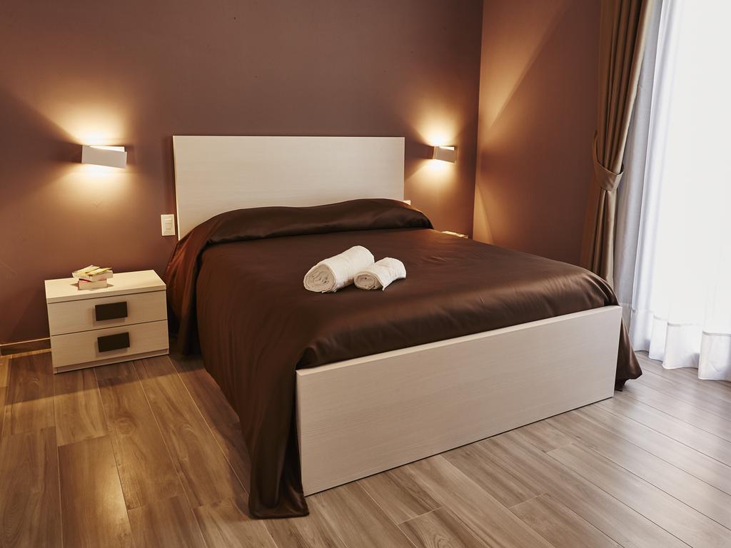 Standard Triple Room,419738220:JPEG